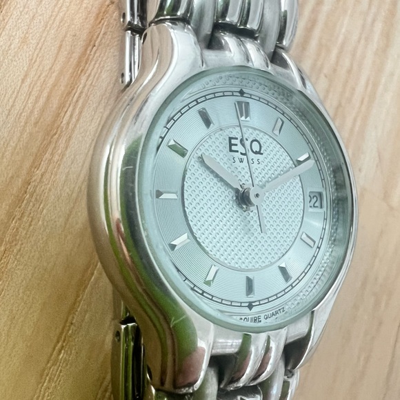 ESQ by Movado ladies silver tone classic dress watch NEW BATTERY main image 11